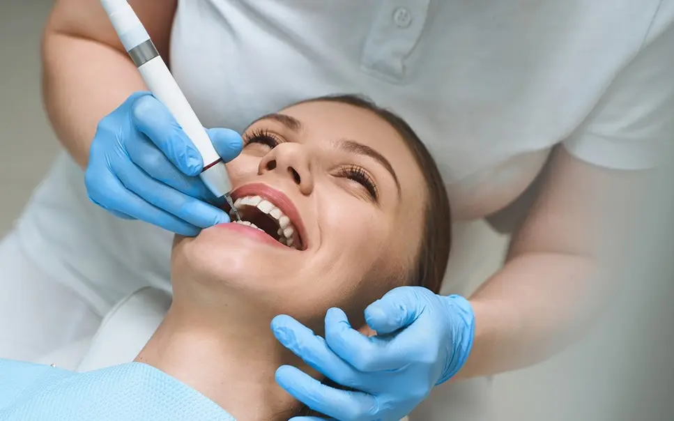 Tips For Keeping Your Teeth Healthy Between Dentist Visits