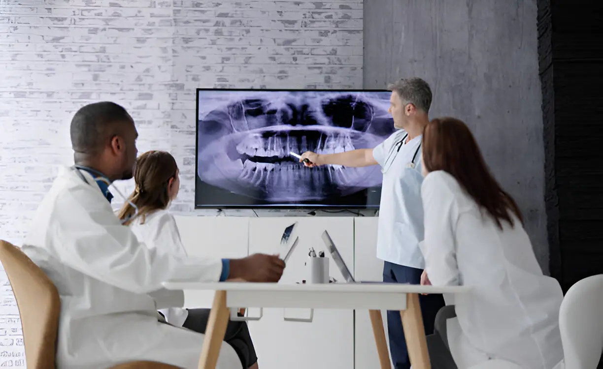 Bridging Preventive Lessons With Crisis Management In Modern Dentistry