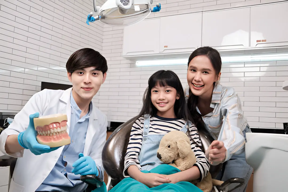 Comprehensive Dental Care Where Family Health Meets Aesthetic Excellence